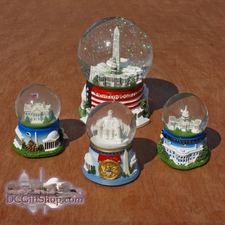 The Washington DC Musical Snow Globe Set 1 The Washington DC Musical Snow Globe Set